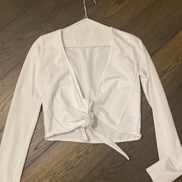 Aritzia top, Sunday best size extra small, white tie up top - Picture 1 of 3